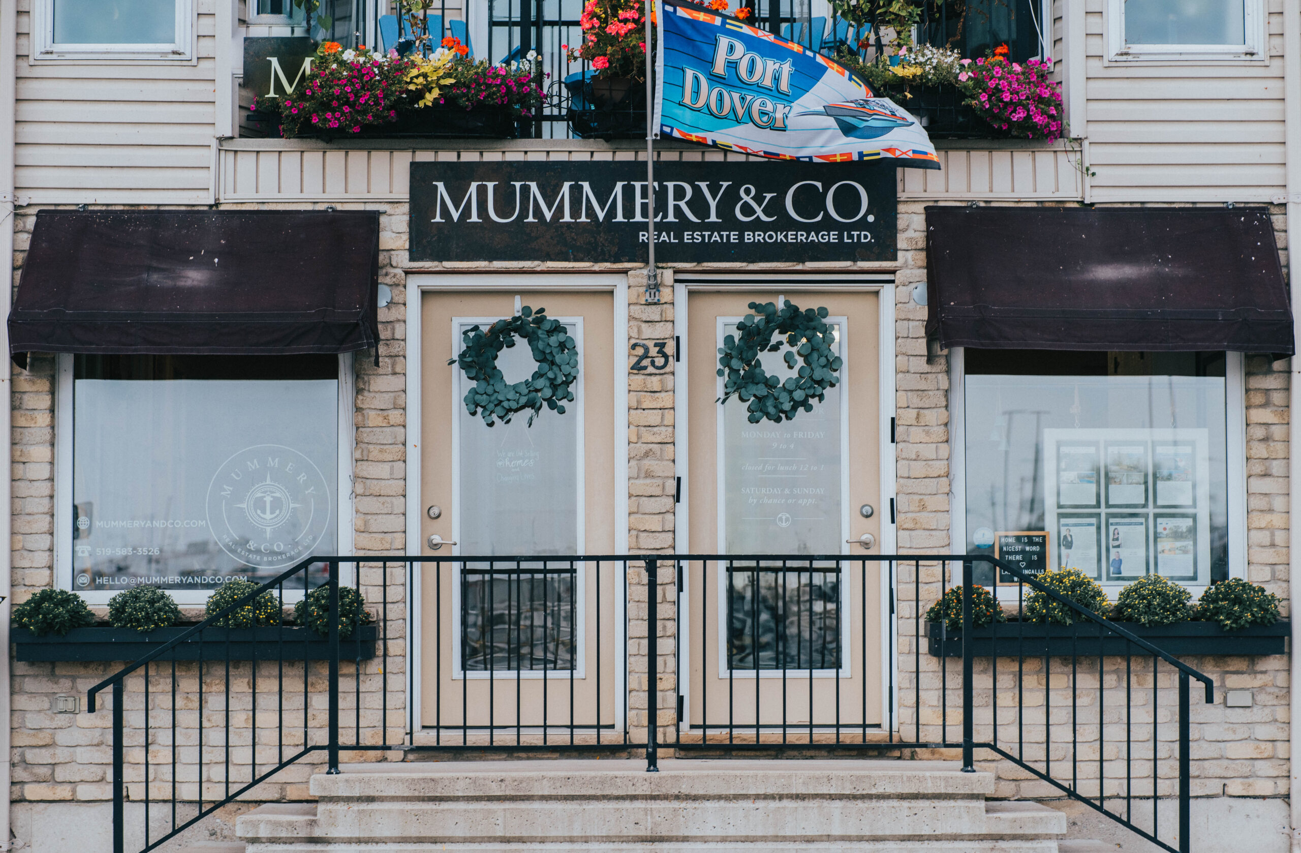 mummery and co real estate